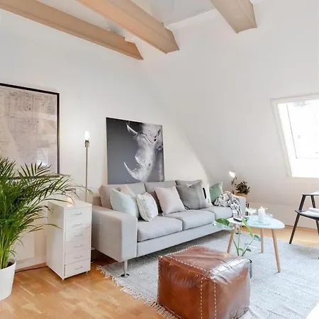 Urban - Center Apartment